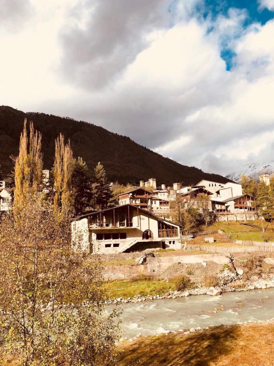 Mushkudiani Manor Hotel Mestia Luaran gambar